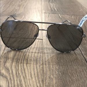 NWT Quay Desi Perkins Sunglasses